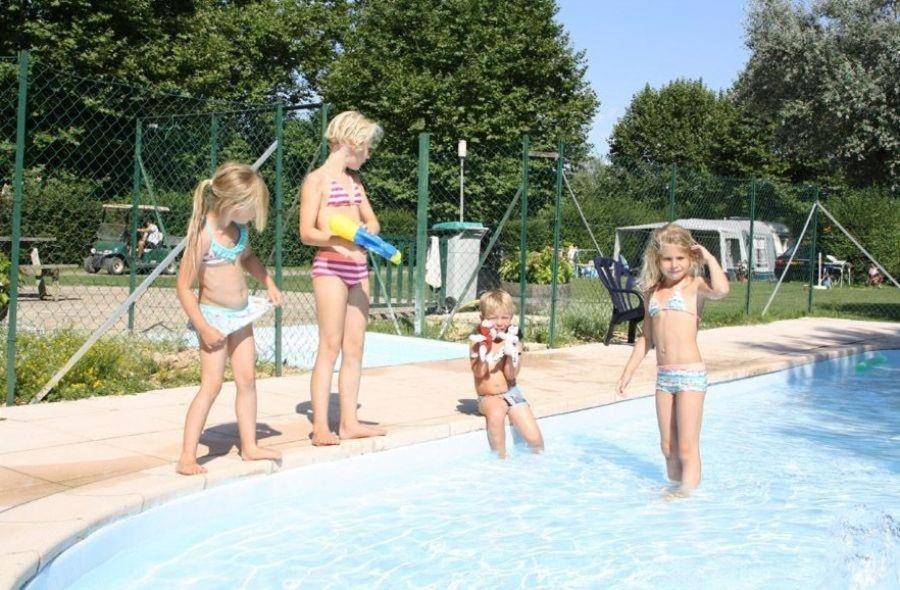 Camping Aux Rives Du Soleil Понт-де-Во Екстериор снимка